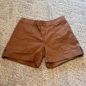 Women’s Khaki Shorts